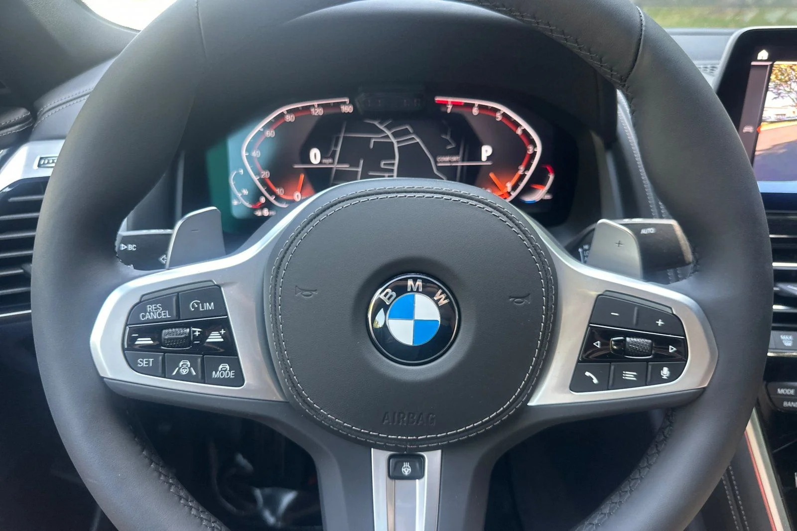 2026 BMW 8 Series 840i - Photo 17