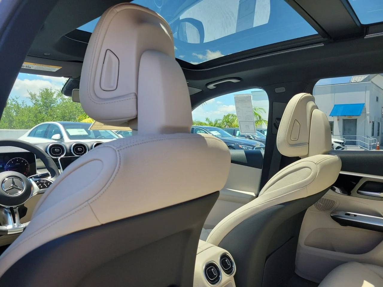 New 2026 Cirrus Silver Metallic Mercedes-Benz GLC 300 image 12