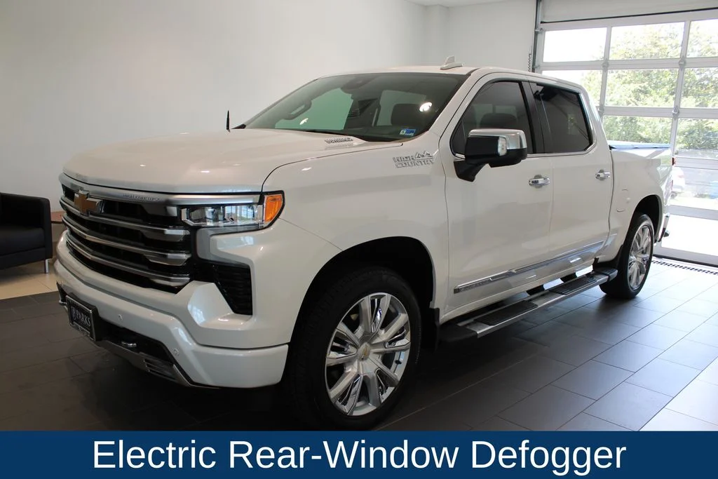 Used 2024 Beige Chevrolet High Country image 13