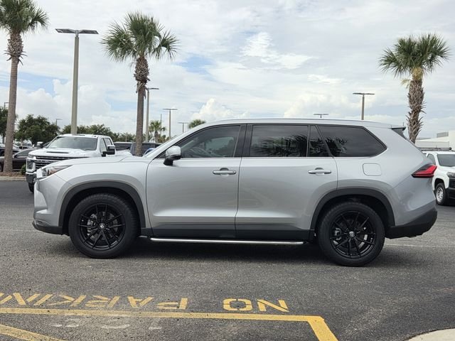 Used 2024 Silver Toyota XLE image 3