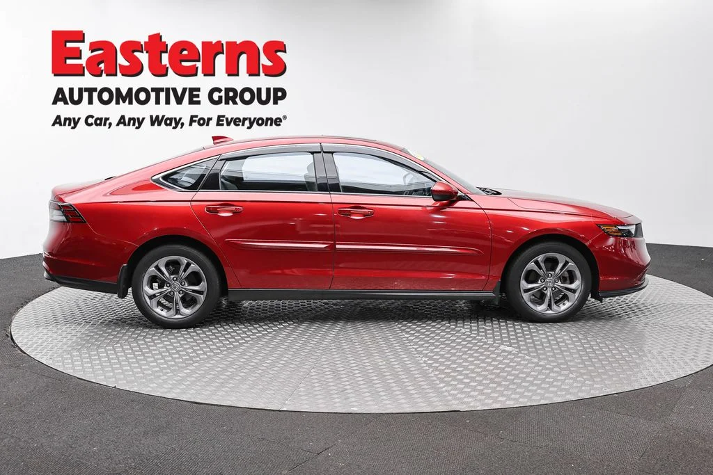 Used 2024 Red Honda EX image 4