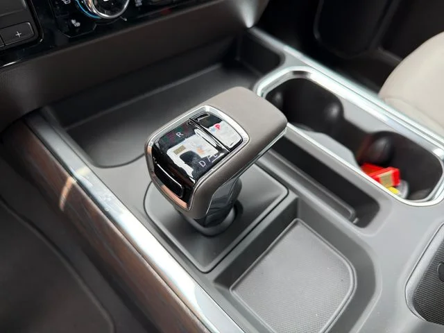 2026 GMC Sierra 1500 SLT - Photo 15
