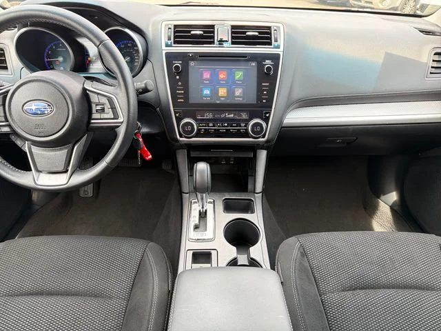 Used 2018 Blue Subaru 2.5i Premium image 9
