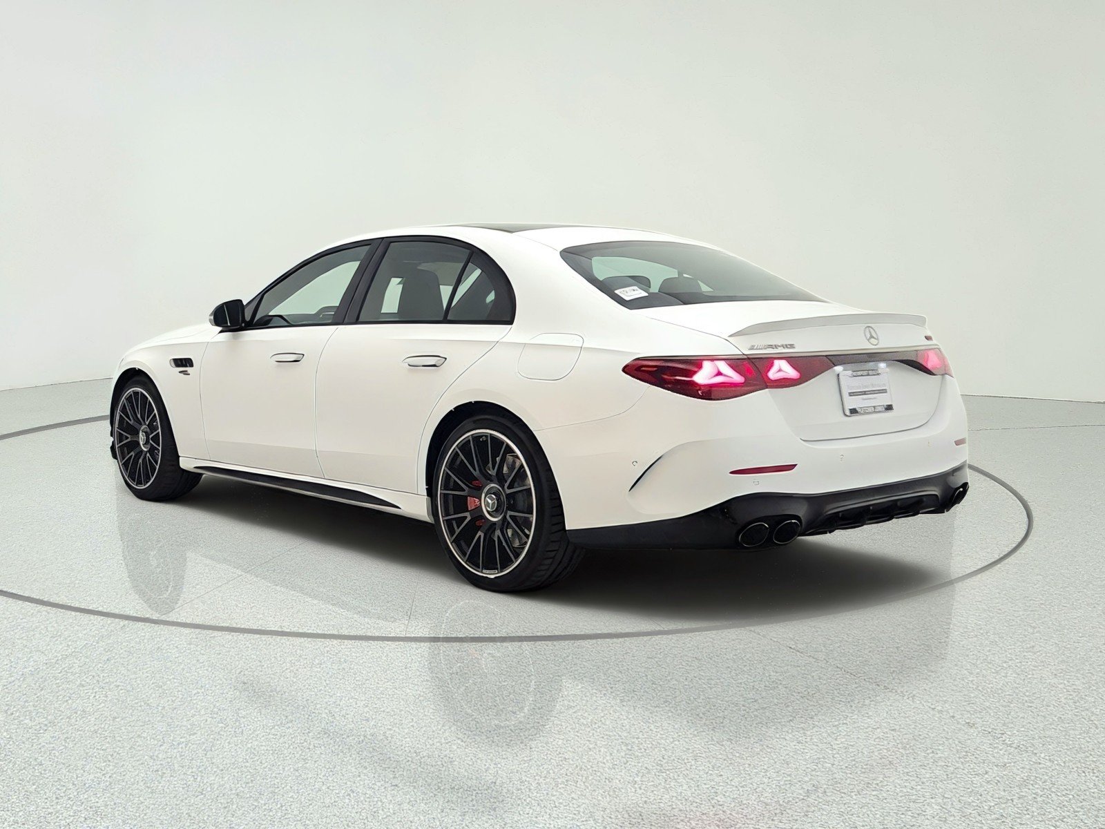 New 2026 MANUFAKTUR Moonlight White Magno Mercedes-Benz AMG® E 53 E 4MATIC+ Sedan image 7