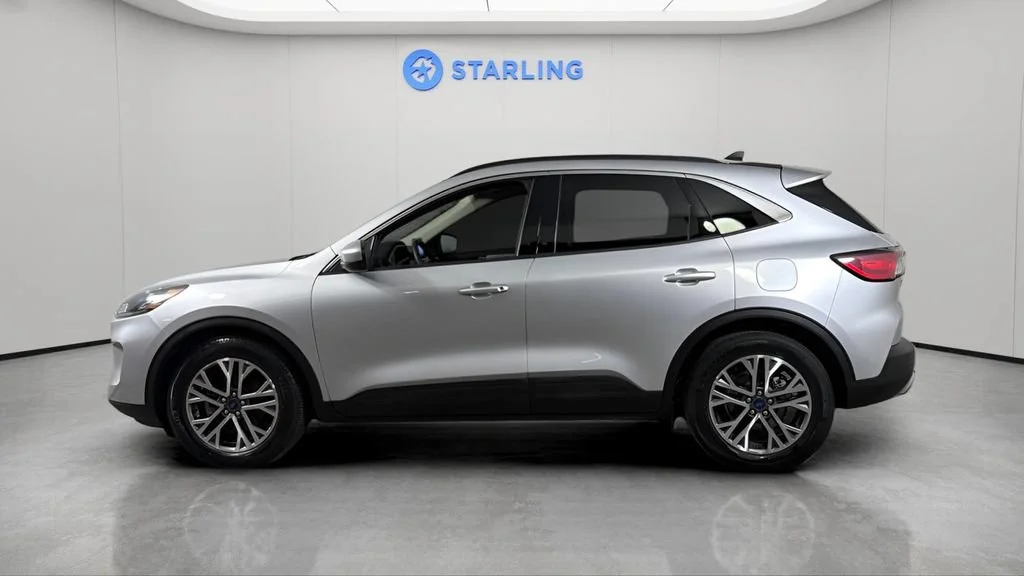 Used 2020 Silver Ford SEL image 4