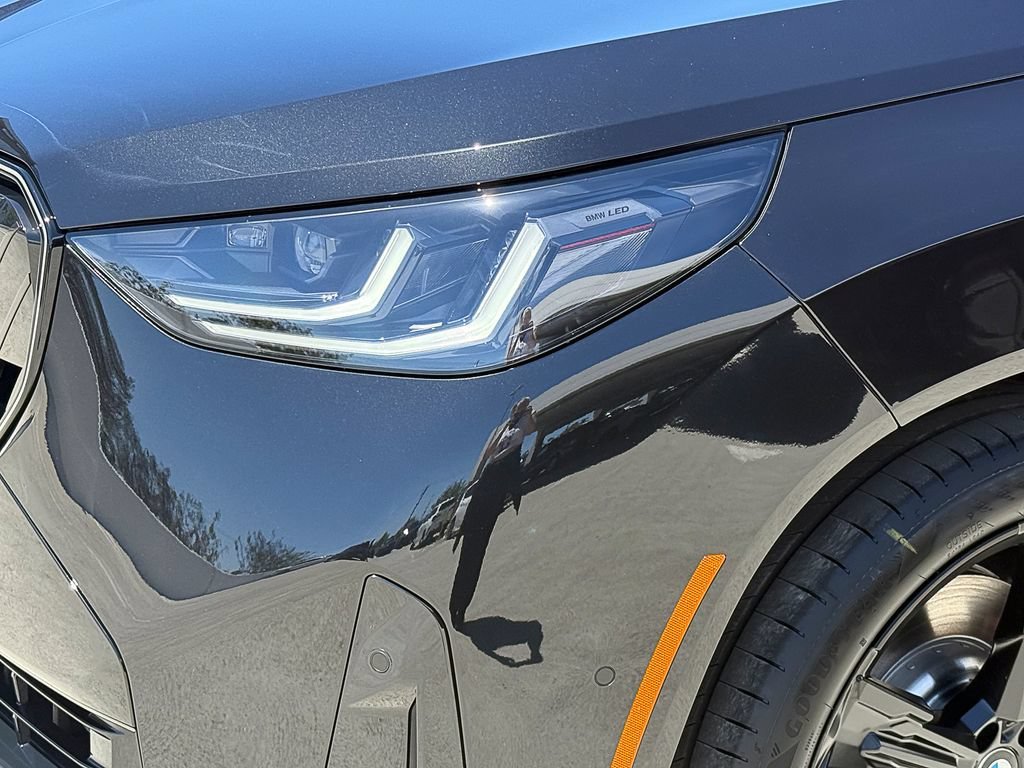 New 2026 Black Sapphire Metallic BMW 30 xDrive image 8