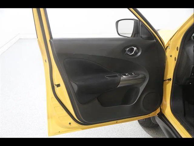Certified Used 2016 Yellow Nissan S image 4
