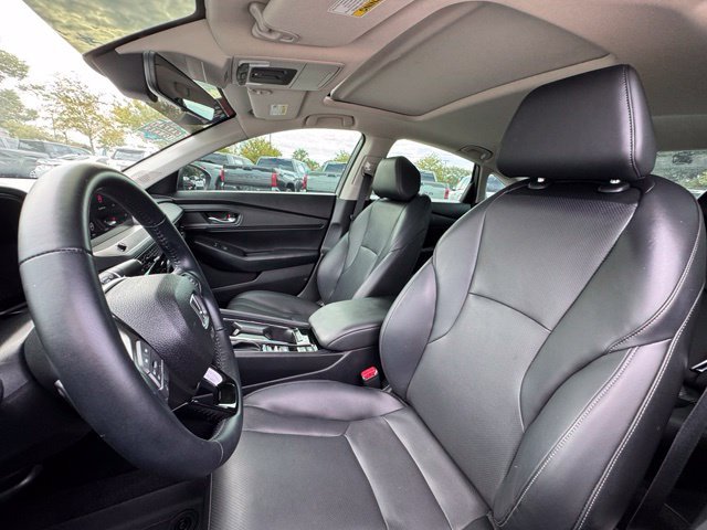 Used 2024  Honda EX-L image 18
