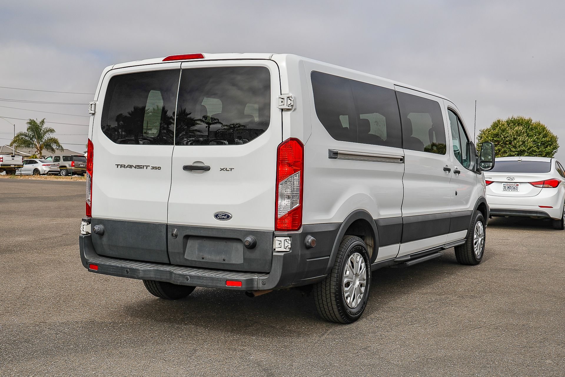 Used 2017 White Ford XLT image 4