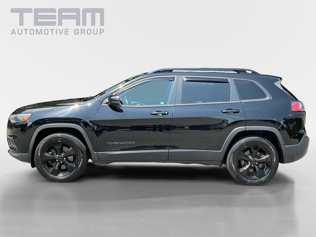 Used 2019 Black Jeep Latitude Plus image 4