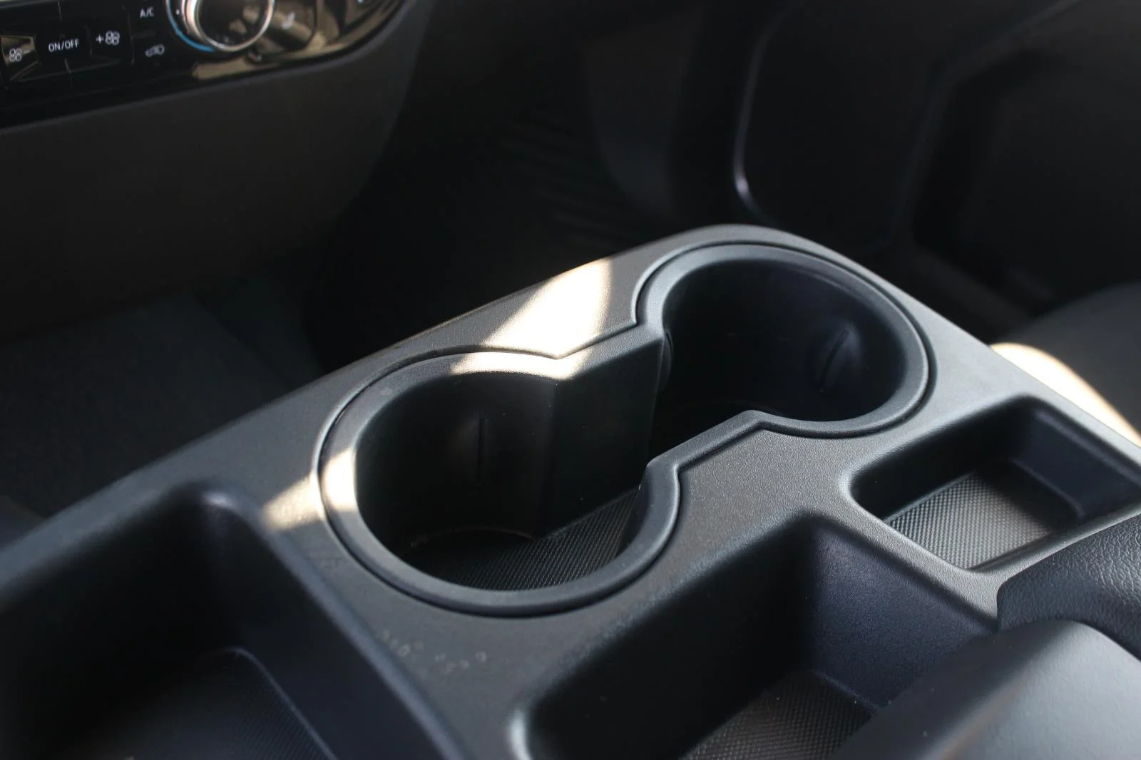 Used 2023 Summit White GMC Elevation image 24