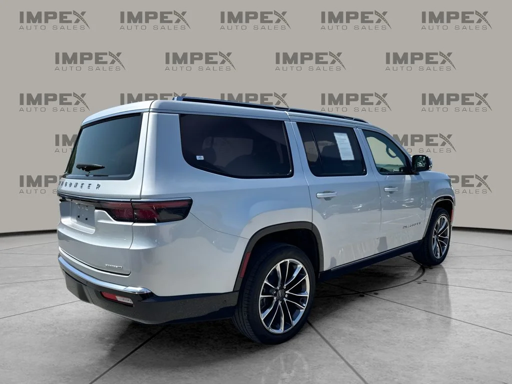 Used 2024 Silver Jeep Series III image 5