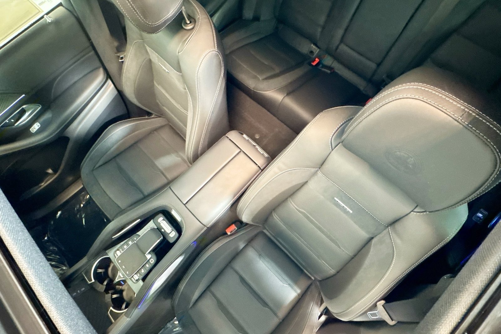 New 2026 MANUFAKTUR Moonlight White Metallic Mercedes-Benz AMG® GLE 53 image 19