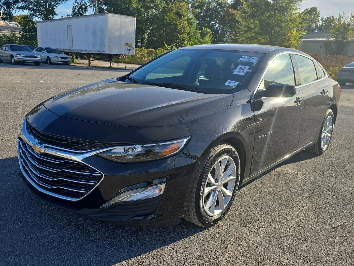 Used 2025 Mosaic Black Metallic Chevrolet LT image 8