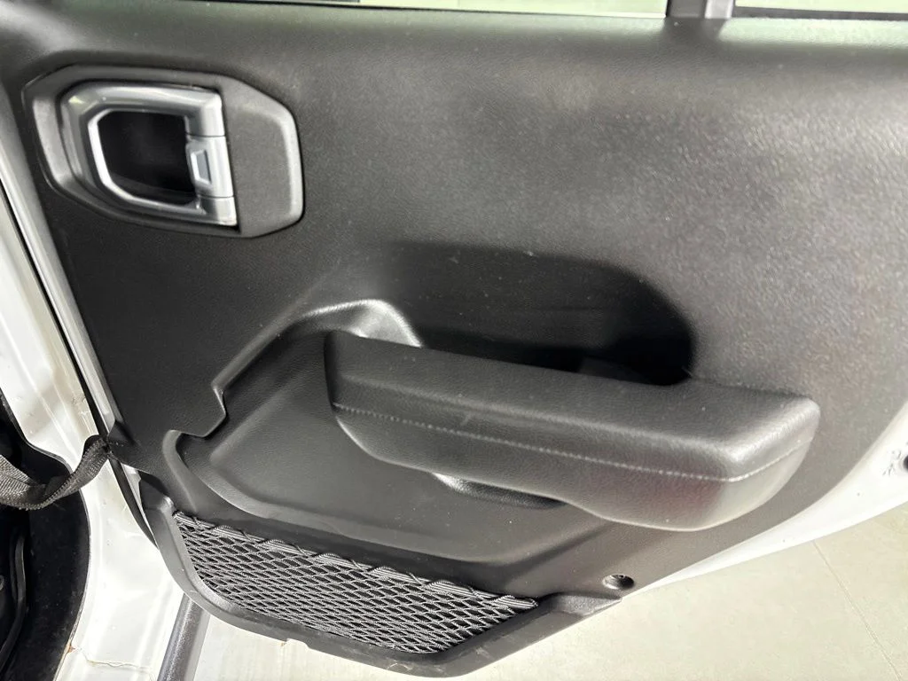 Used 2025 White Jeep Willys image 21