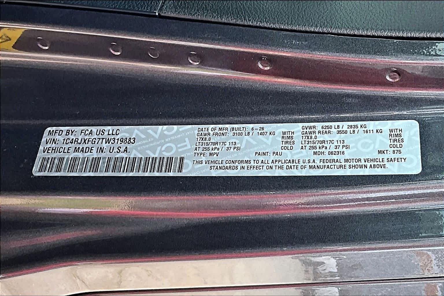 New 2026 Granite Crystal Metallic Clearcoat Jeep Rubicon X image 20