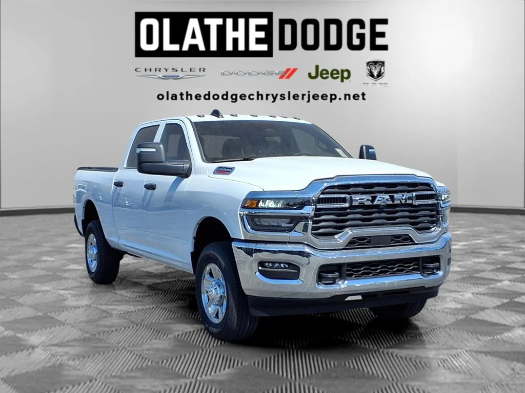 New 2026 Bright White Clear-Coat Exterior Paint RAM Tradesman image 27