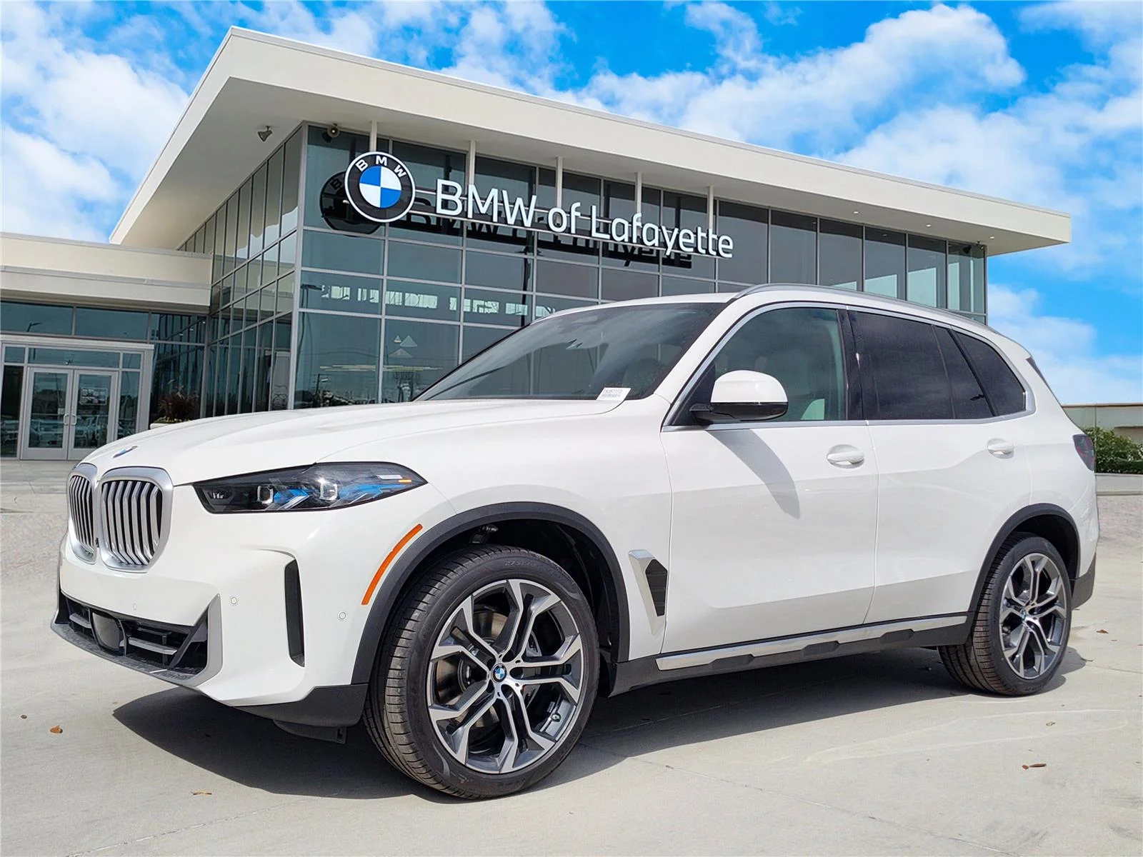 2026 BMW X5 sDrive40i's photo