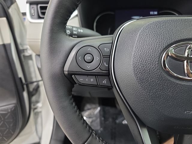 Used 2024 White Toyota XLE image 14