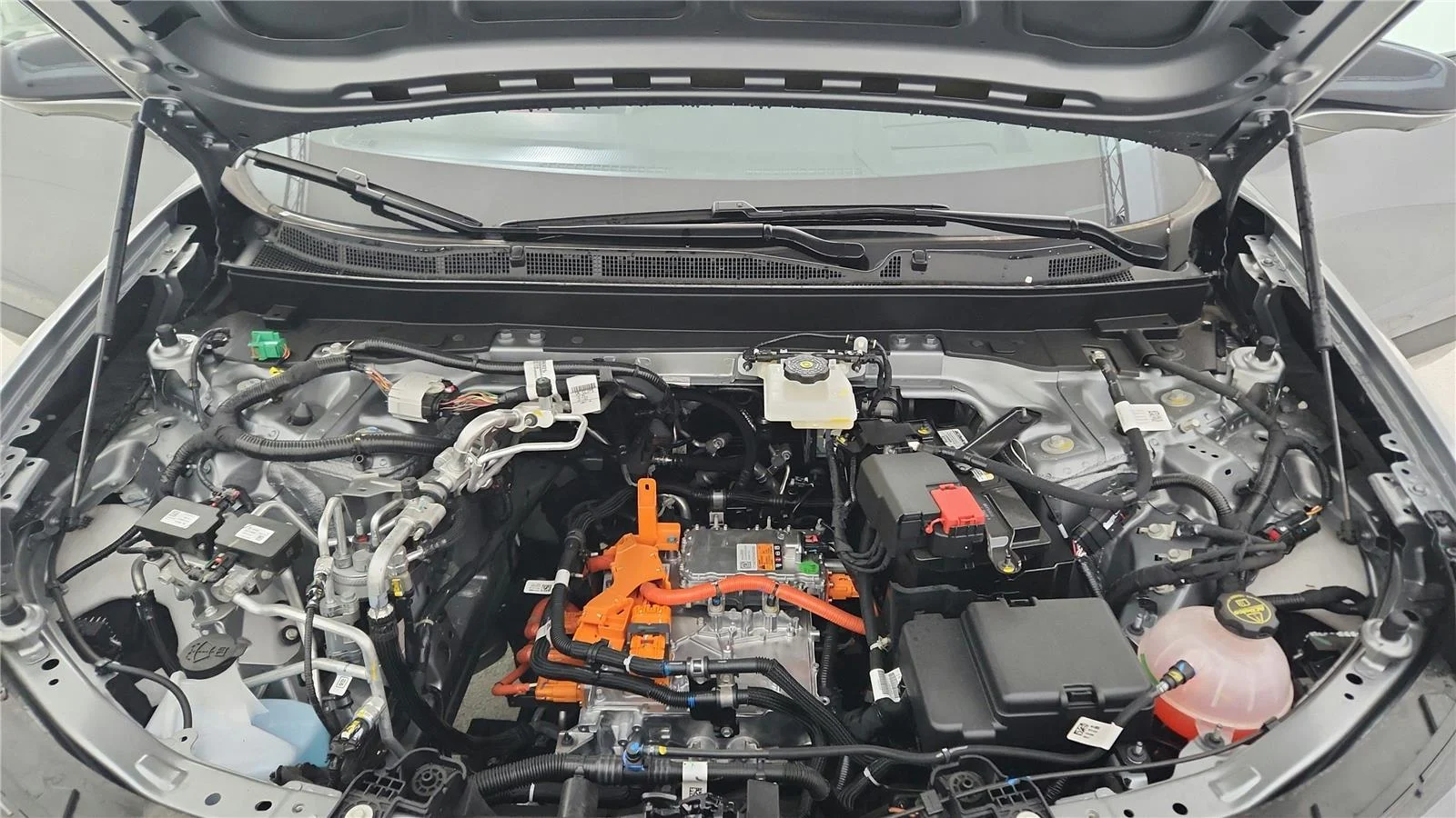 2025 Chevrolet Blazer EV RS - Photo 32
