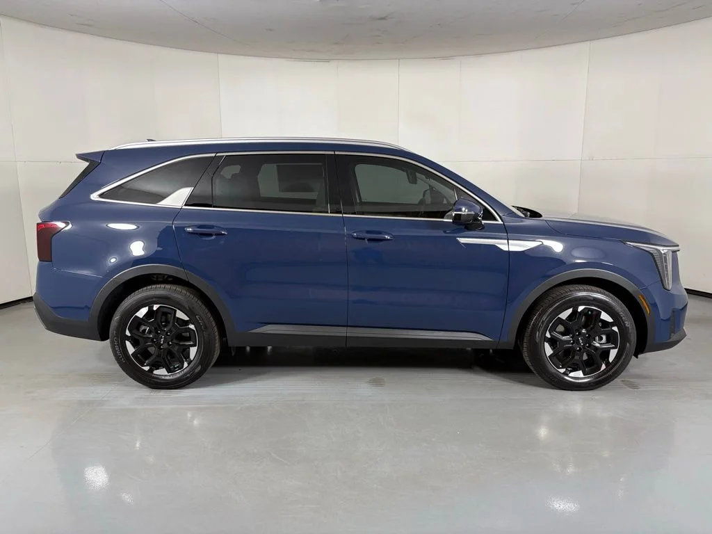 New 2026 Midnight Lake Blue Kia S image 9
