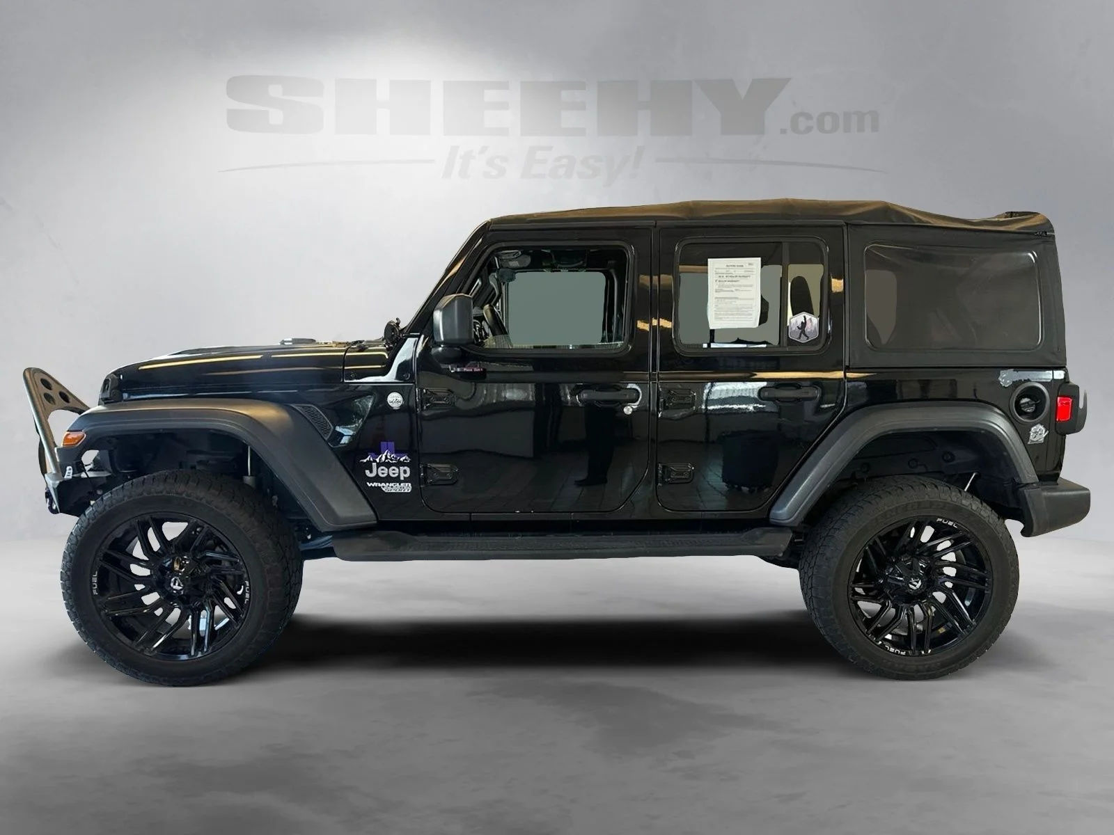 Used 2018 Black Jeep Unlimited Sport image 12