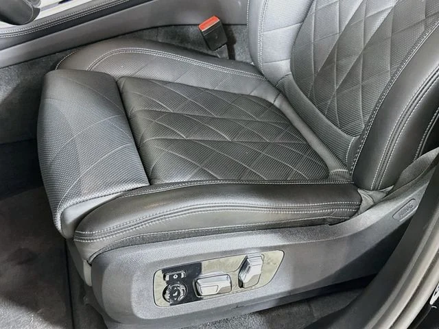 Used 2024 Black BMW xDrive40i image 22