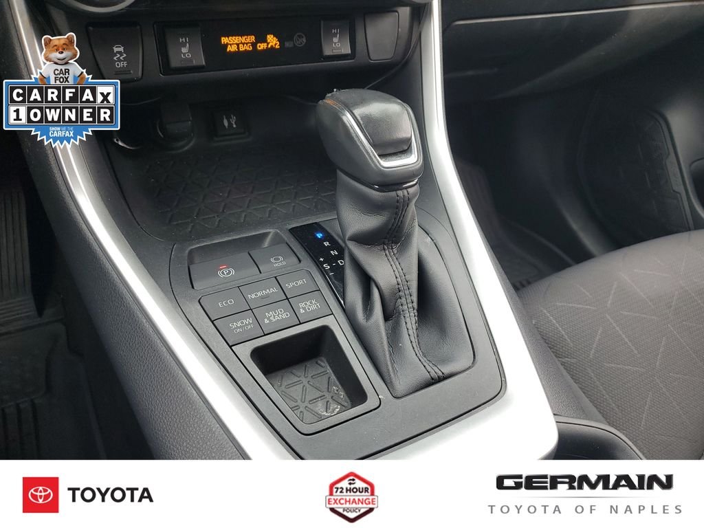 Used 2019 Blue Toyota XLE image 27