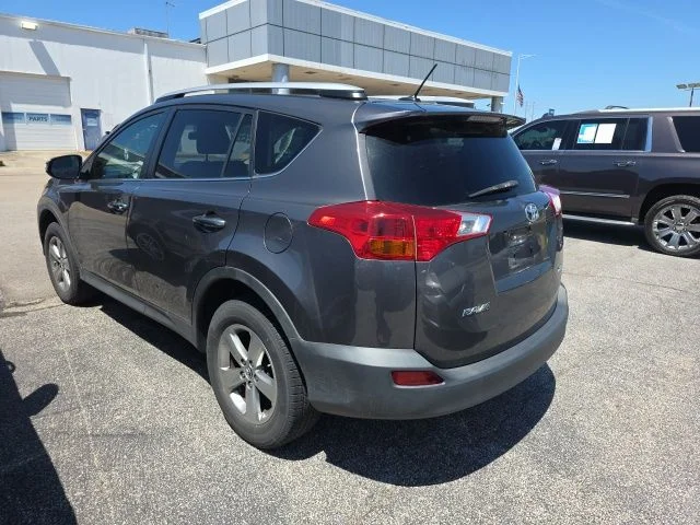 Used 2015 Toyota RAV4 XLE with VIN 2T3WFREV2FW201873 for sale in O'Fallon, IL