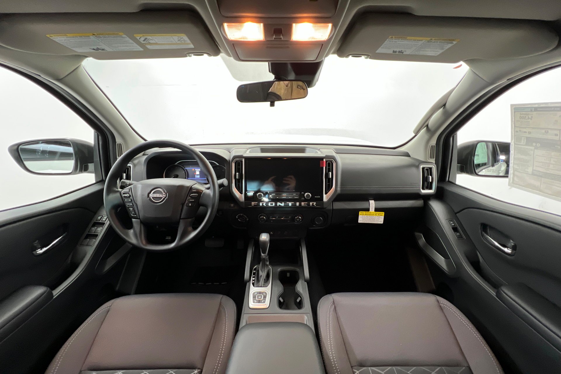 2026 Nissan Frontier SV - Photo 10