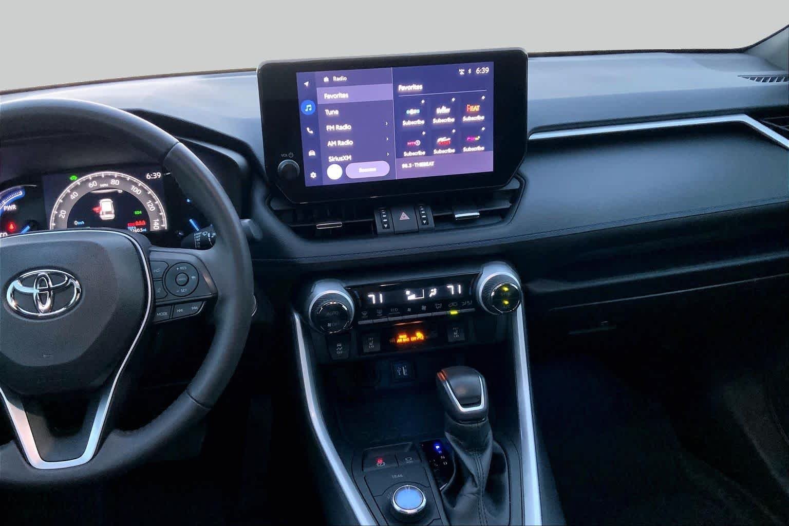 Used 2023 Wind Chill Pearl/Midnight Black Metallic Toyota Hybrid XSE image 7