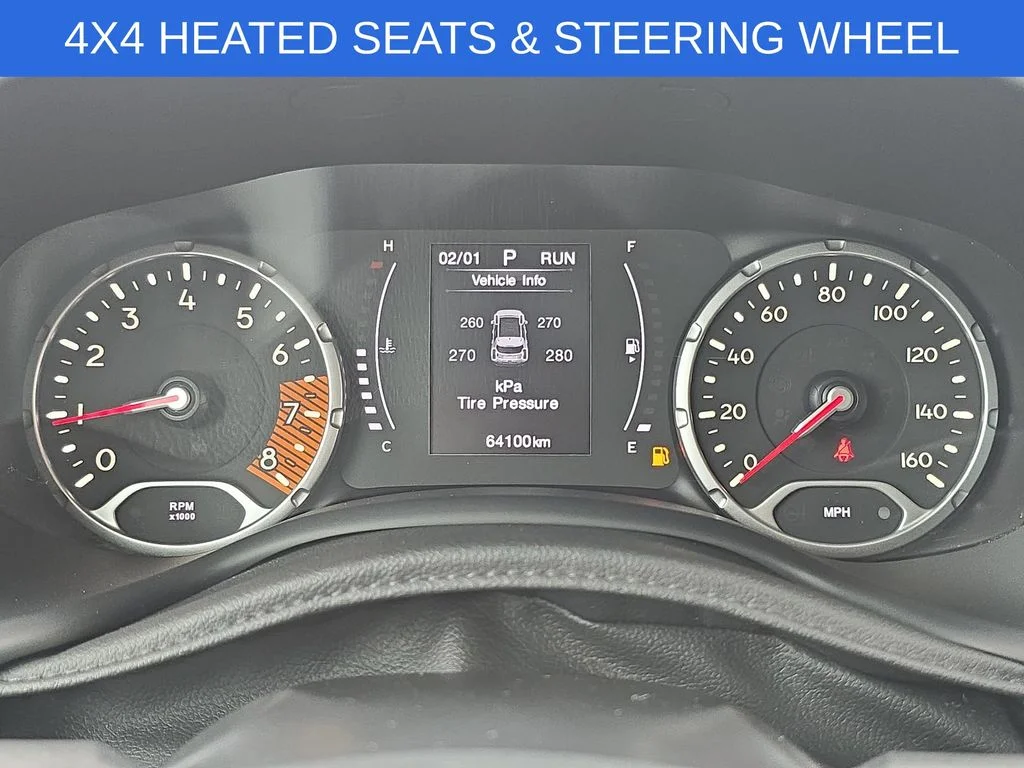 Certified Used 2020 Gray Jeep Latitude image 12