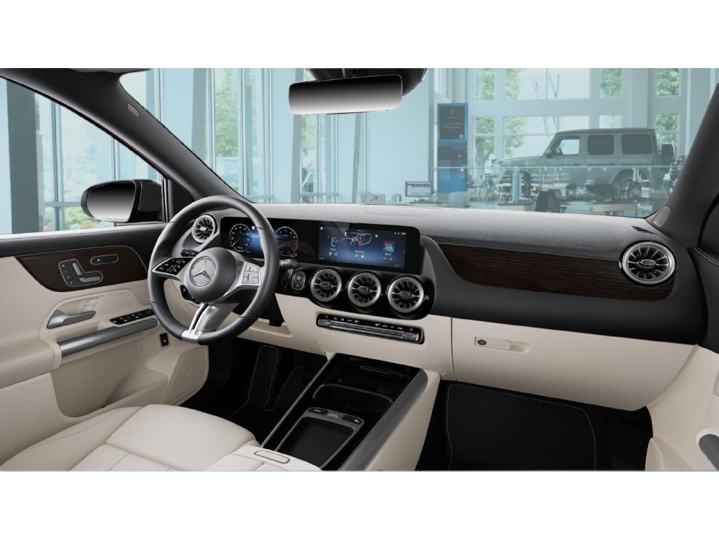 New 2026 MANUFAKTUR Patagonia Red Metallic Mercedes-Benz GLA 250 image 47