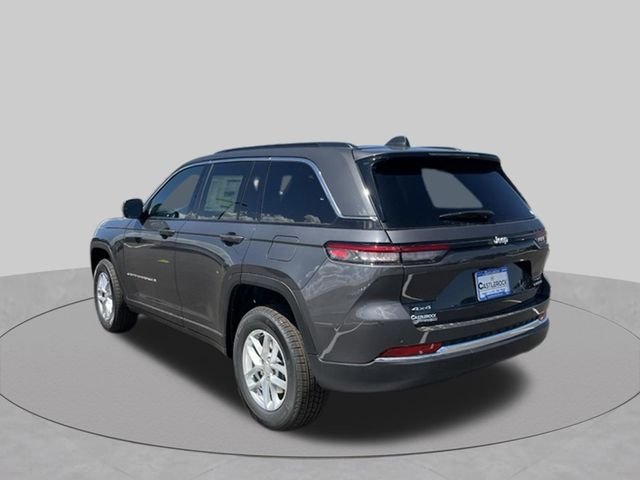 New 2026 Baltic Gray Metallic Clear-Coat Exterior Paint Jeep Laredo X image 3