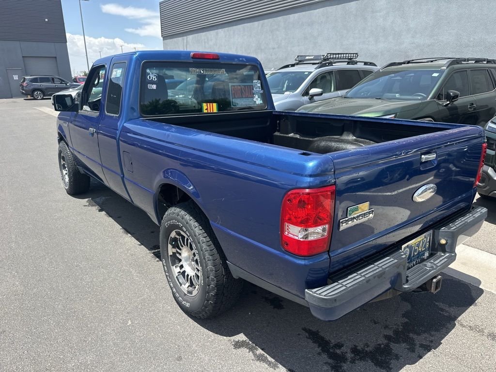 Used 2011 Blue Ford XLT image 12