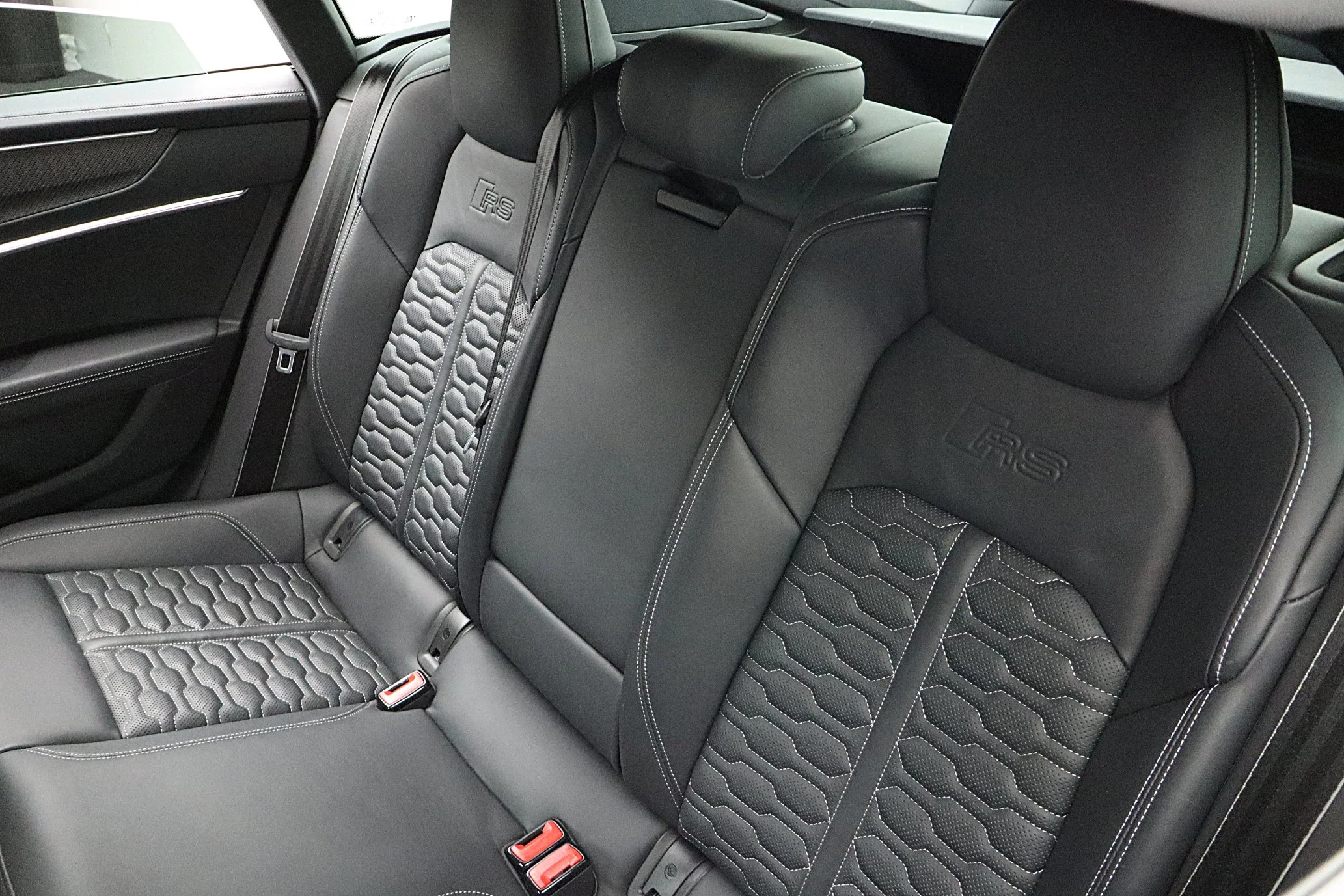 Used 2022 Gray Audi  image 26
