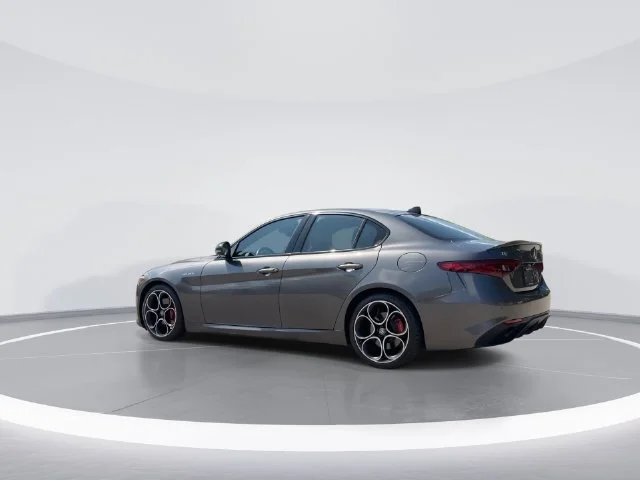 Used 2023 Gray Alfa Romeo Veloce image 6