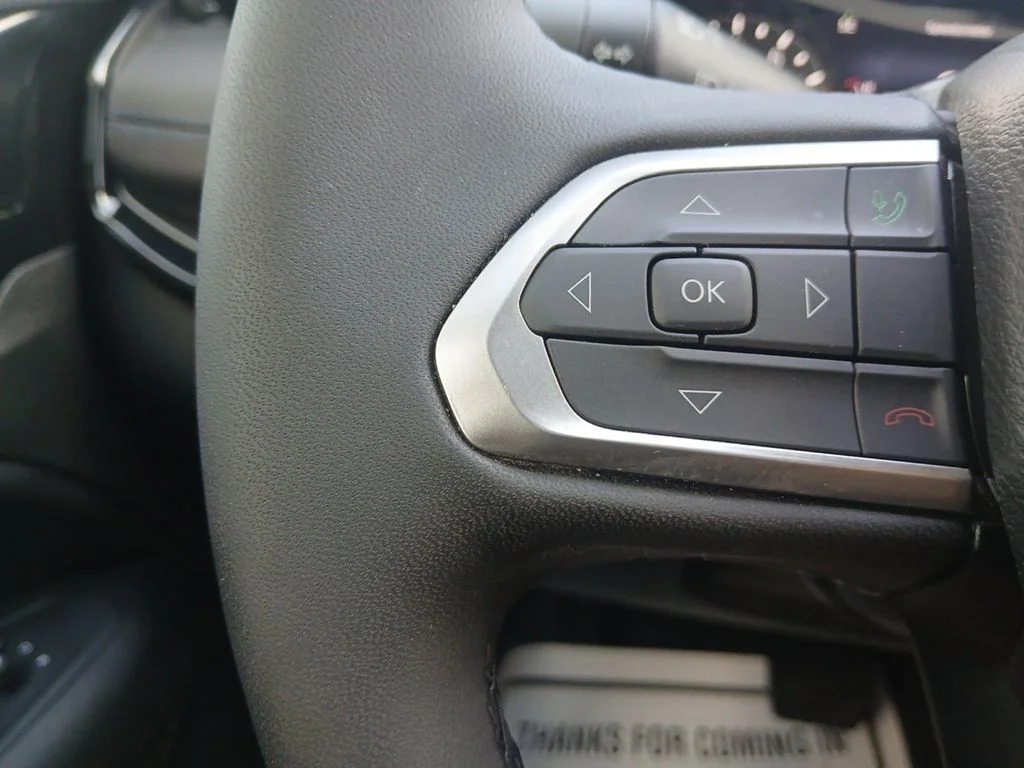 Used 2026 Black Jeep Latitude image 23