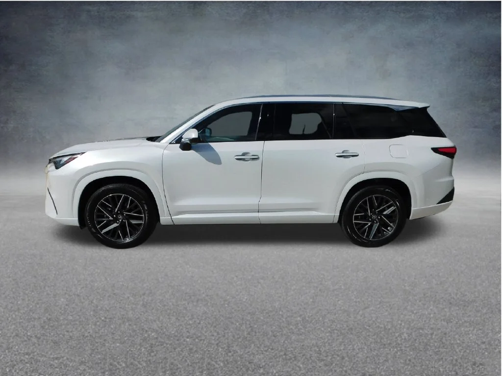 Used 2025 Beige Lexus 350 Premium image 4
