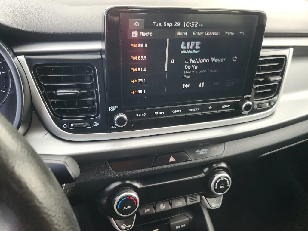 Used 2022 Blue Kia S image 21