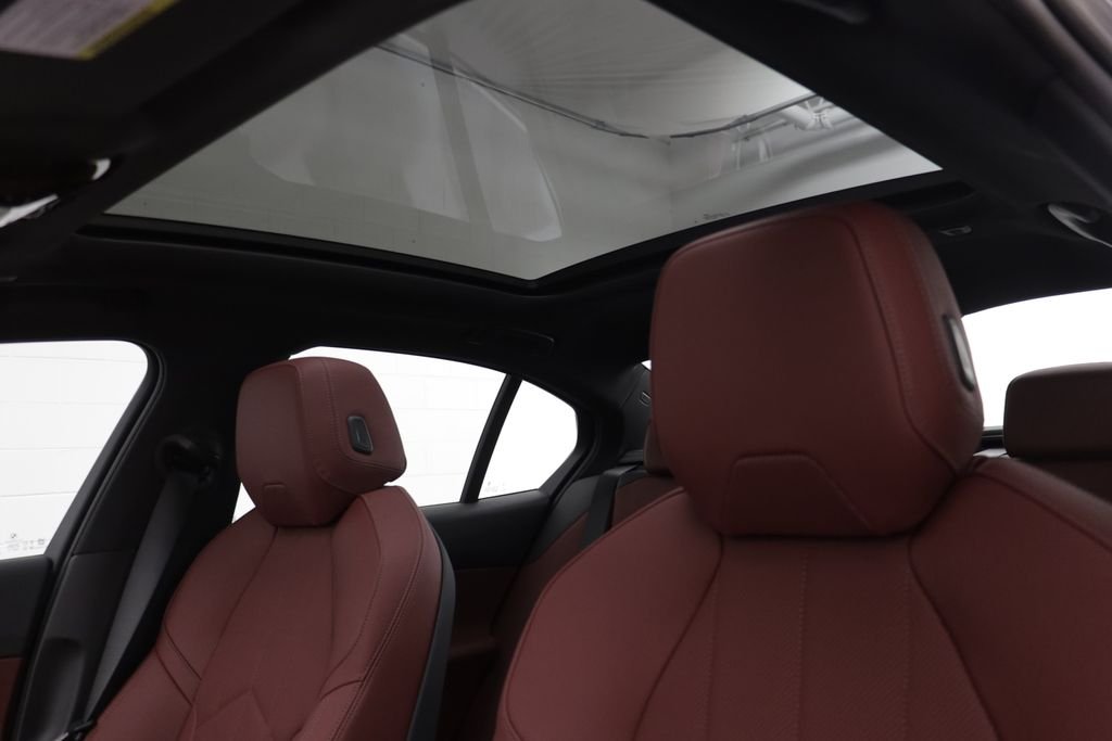 New 2027 Black Sapphire Metallic BMW 530i xDrive image 13