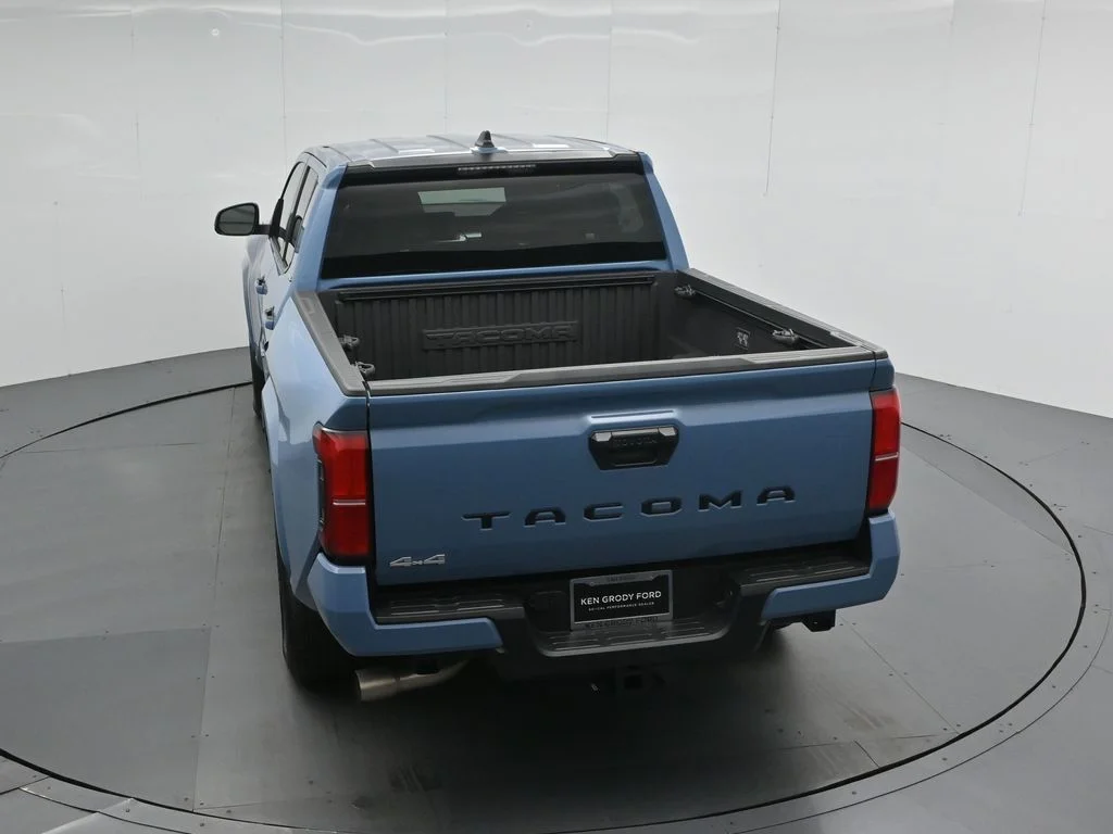 Used 2026 Blue Toyota SR5 image 37