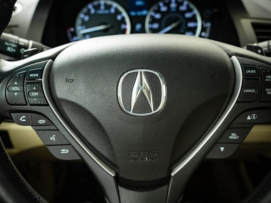Used 2014 Black Acura Technology Package image 30