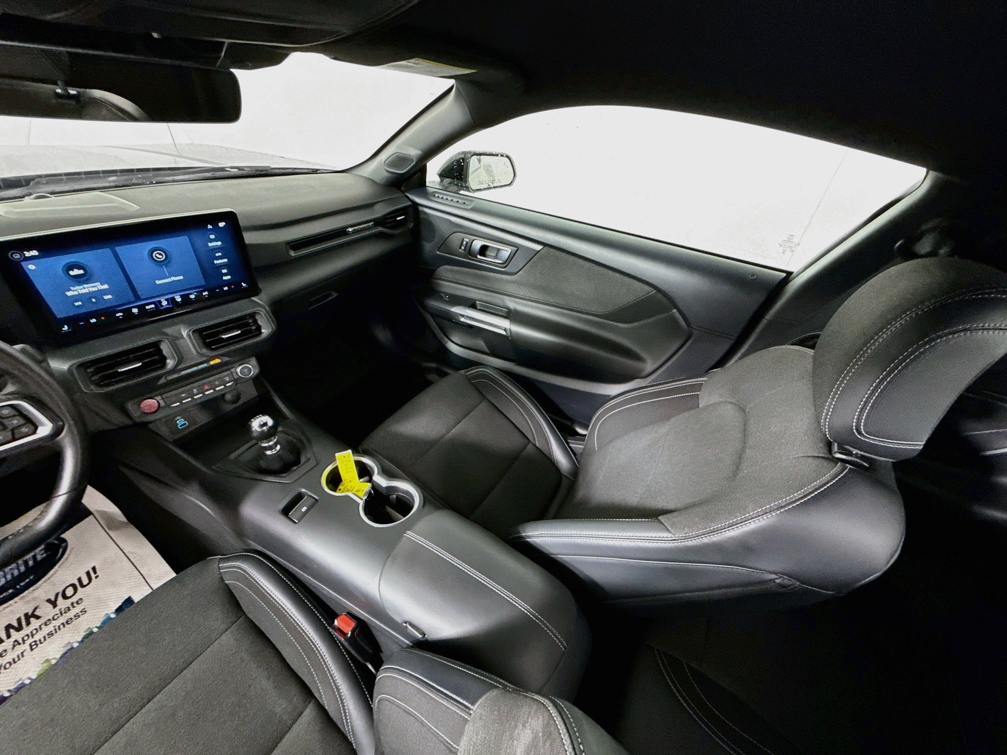 Used 2024 Blk Ford GT image 22