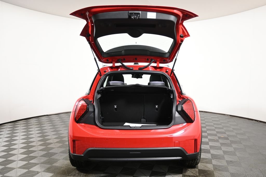 New 2026 Red MINI Signature Plus image 30