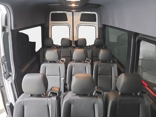 Used 2022 White Mercedes-Benz Passenger 144 WB image 35