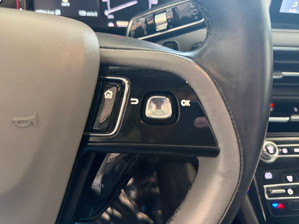 Used 2020 Gray Lincoln Standard image 28