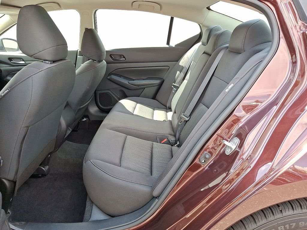 2024 Nissan Altima SV - Photo 10