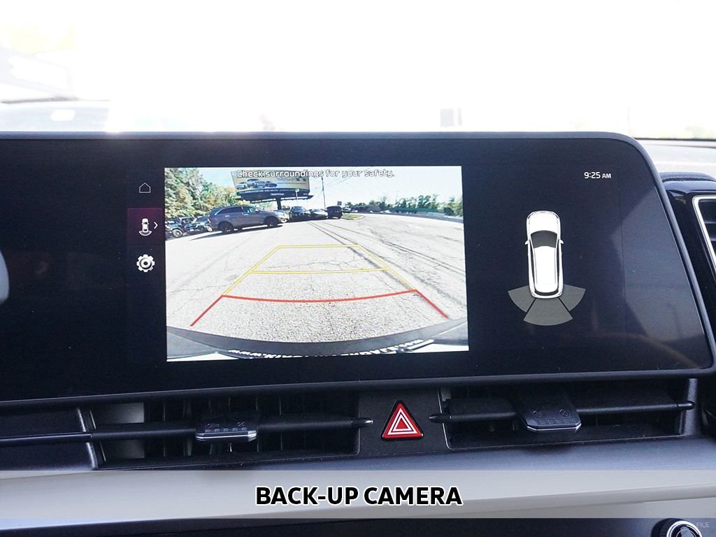 Used 2023 White Kia EX image 6
