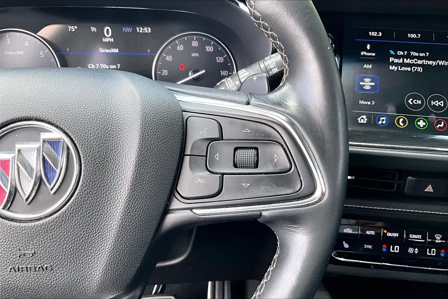 Used 2022 Ebony Twilight Metallic Buick Essence image 23